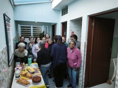 Uma Tarde de Alegria, Convivência e Muito Amor no CEAE Parque do Carmo