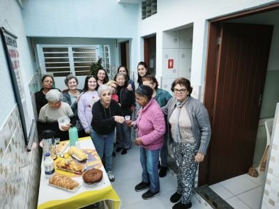 Uma Tarde de Alegria, Convivência e Muito Amor no CEAE Parque do Carmo